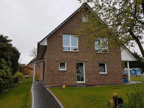 Foto - Großzügiges Einfamilienhaus mit Erdwärme auf Eigentumsgrundstück