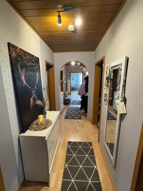 Foto - Schöne 4,5 Zimmer Wohnung + Garage + Keller