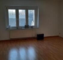 3 Zimmer Wohnung - 400,00&nbsp;EUR Kaltmiete, ca.&nbsp; 80,00&nbsp;m&sup2; in Meerane (PLZ: 08393)