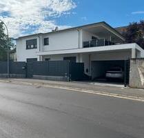4 Zimmer Wohnung in Gründau - 2.100,00&nbsp;EUR Kaltmiete, ca.&nbsp; 155,00&nbsp;m&sup2; in Gründau (PLZ: 63584)