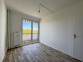 Foto - 3-Raum-Wohnung mit Loggia - 331,00&nbsp;EUR Kaltmiete, ca.&nbsp; 56,99&nbsp;m&sup2;