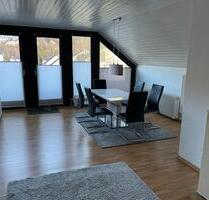 Großzügige 3-Zimmer-Wohnung DG mit ca. 92 m² in RoßbachWied - Breitscheid