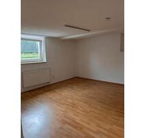3-Zimmer-Souterrainwohnung mit Stellplatz in Blaustein