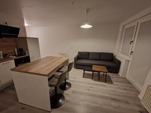 Foto - Exklusive, geräumige 1,5-Zimmer-Wohnung Komplettmöbliert