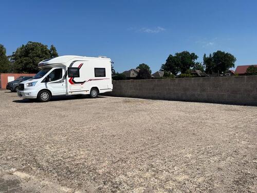 Foto - Außen-Stellplatz für Wohnmobile, Wohnwagen oder Boote