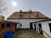 Foto - Haus mit zwei großen Wohnungen plus Ausbaureserve