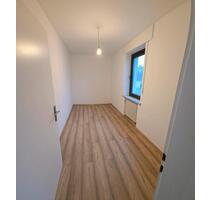 4-ZKB Wohnung frisch renoviert - 1.180,00 EUR Kaltmiete, in Bad Salzuflen (PLZ: 32107) Biemsen-Ahmsen