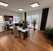 Moderne Büro Praxisfläche in Bindlach Erdgeschoss