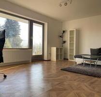 Neu renovierte, helle 75m² Wohnung, möbliert mit Terrasse - Margetshöchheim