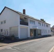 Mehrfamilienhaus mit 5 Wohnungen und einer Gewerbeeinheit - Kirkel