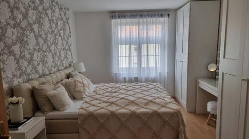 Foto - Attraktive 2,5 Zimmer-Wohnung mit Einbauküche und Loggia