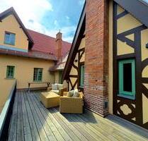 Exklusive 4-Zimmer-Altbauwohnung mit Balkon & Terrasse in der Villa von Holst am Griebnitzsee - Potsdam Babelsberg