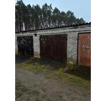 Garage Unter der Hochspannung ohne Strom - Eberswalde