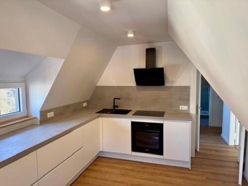 Foto - Erstbezug: Moderne 2-Zimmer-Dachwohnung in Wiesbadens top Lage