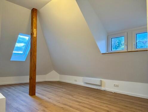 Foto - Dachgeschoßwohnung in Wiesbaden zur Miete