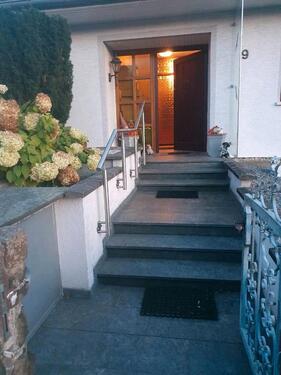 Foto - Großzügiger Bungalow mit Einliegerwohnung