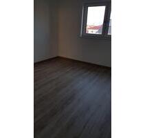 3 Zimmer Erdgeschosswohnung - 800,00&nbsp;EUR Kaltmiete, ca.&nbsp; 86,00&nbsp;m&sup2; in Rot am See (PLZ: 74585)