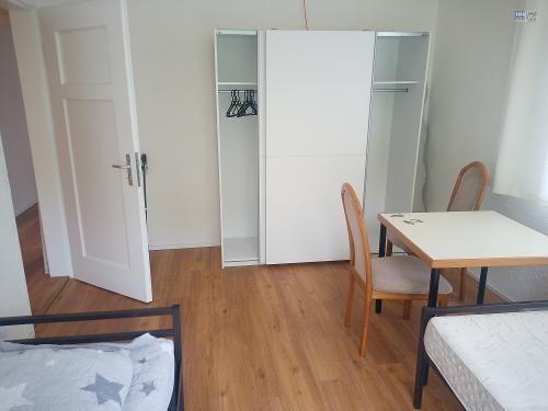 Foto - 'Wohnen im Grünen: 1 Zimmer in 3er WG