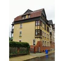 Zentrumsnahe 4-Zimmer DG Wohnung - Renovierung bis zur Vermietung - Hohenstein-Ernstthal