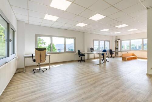 Foto - Moderne Büroflächen im Gewerbegebiet in Marburg