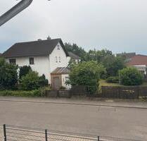 Haus zum Vermieten - 2.990,00&nbsp;EUR Kaltmiete, ca.&nbsp; 178,00&nbsp;m&sup2; in Linkenheim-Hochstetten (PLZ: 76351)