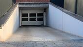 Foto - Tiefgaragenstellplatz in exklusiver Oldtimer Garage