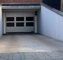 Tiefgaragenstellplatz in exklusiver Oldtimer Garage - Norderstedt Friedrichsgabe