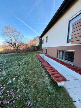 Foto - Wunderschöne 3-Zimmer-Souterrainwohnung mit Einbauküche