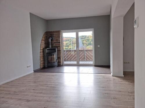 Foto - 7 Zimmer Etagenwohnung zur Miete in Langgöns