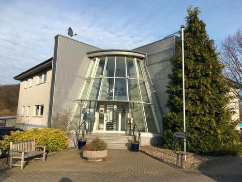 Foto - Repräsentative Bürozimmer- Warmmiete 265 € inkl. Strom!