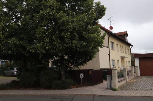 Foto - 2-Zi.-DG-Whg., privat, frei, Küche; nahe Fürth-Südstadtpark