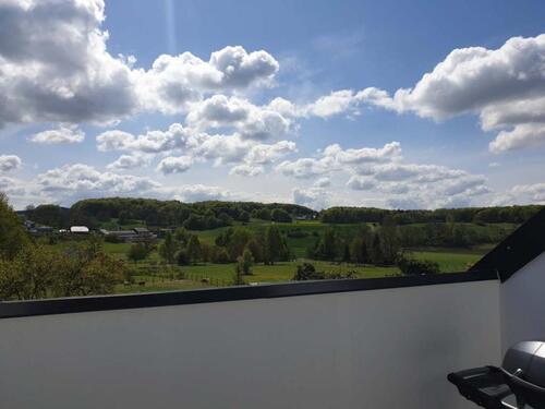 Foto - Mietwohnung DG - 600,00&nbsp;EUR Kaltmiete, ca.&nbsp; 60,00&nbsp;m&sup2;