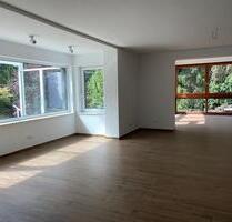 Luxuriöse 4-Zimmer-Wohnung in Butzbach mit 2 Terrassen und Garten