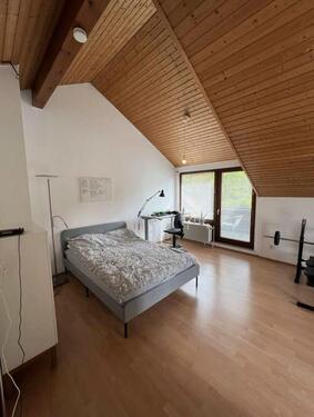 Foto - Geschmackvolle und ruhige DG-Wohnung