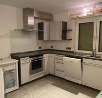 Vermiete schöne Wohnung (1.OG) in ruhiger Lage von Sundern - Sundern (Sauerland)