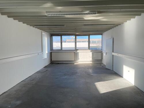 Foto - Büro und Lagerfläche - 1.600,00&nbsp;EUR Kaltmiete, ca.&nbsp; 3,50&nbsp;m&sup2;