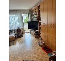 schöne, WG geeignete 3 Zimmer Wohnung in Köln Weiden