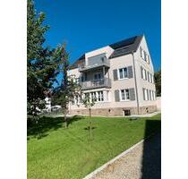 Mietwohnung 1 OG Bad Neustadt - 900,00 EUR Kaltmiete, ca.  95,00 m² in Hohenroth (PLZ: 97618)