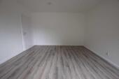 Foto - !!! Zum Einzug bereit! Renovierte 3-Raumwohnung mit Wanne und Balkon !!!