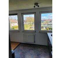 2 Zimmer Dachgeschosswohnung - 454,00&nbsp;EUR Kaltmiete, ca.&nbsp; 45,00&nbsp;m&sup2; in Castrop-Rauxel (PLZ: 44579) Bladenhorst