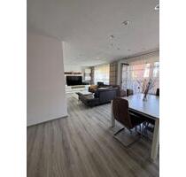 3,5-Zimmer Wohnung mit großem Balkon & Stellplatz in Leonberg