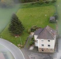 Ein- oder Zweifamilienhaus im Kalletal
