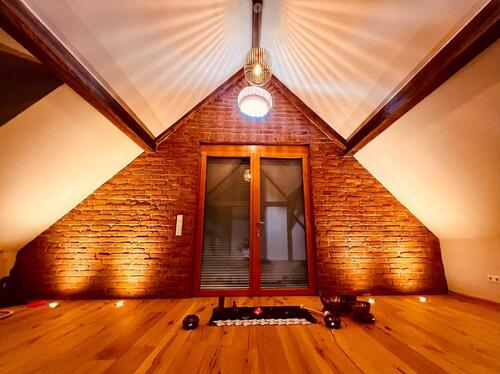 Foto - ausgebauter Speicherraum für Wellness o.ä. (Do-So)