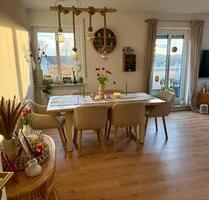 4-Zimmer Eigentumswohnung in zentraler Lage - Dörfles-Esbach