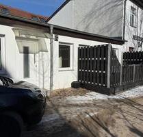 Neu sanierte 3‑Raum‑Wohnung mit Terrasse im Herzen der Innenstadt - Neubrandenburg