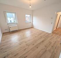 **Was will man mehr? +eigener Garten +frisch gestrichen +neuer Laminat +neues Tageslichtbad** - Marl Alt-Marl