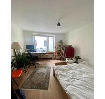 Zimmer in 3-er WG in Ehrenfeld - 600,00&nbsp;EUR Kaltmiete, ca.&nbsp; 105,00&nbsp;m&sup2; in Köln (PLZ: 50823) Ehrenfeld