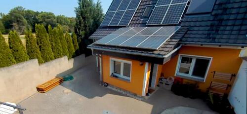 Foto - Saniertes Einfamilienhaus mit großem Grundstück