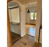 Haus zur Miete mit getrennten Dachgeschoss Wohnung.Auch WG geeign - Limburg an der Lahn