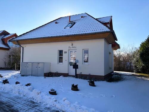 Foto - Einfamilienhaus mit 2 Wohnungen